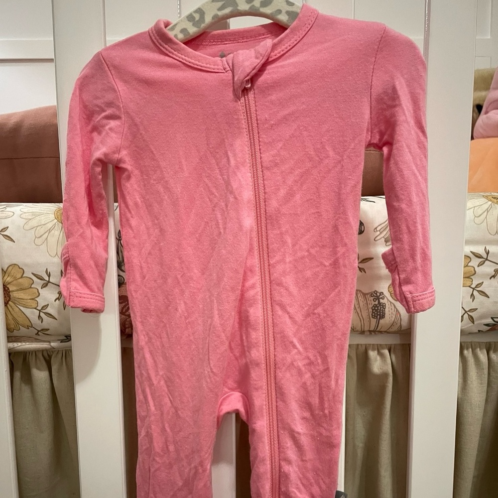 Kyte Baby Romper Newborn EUC